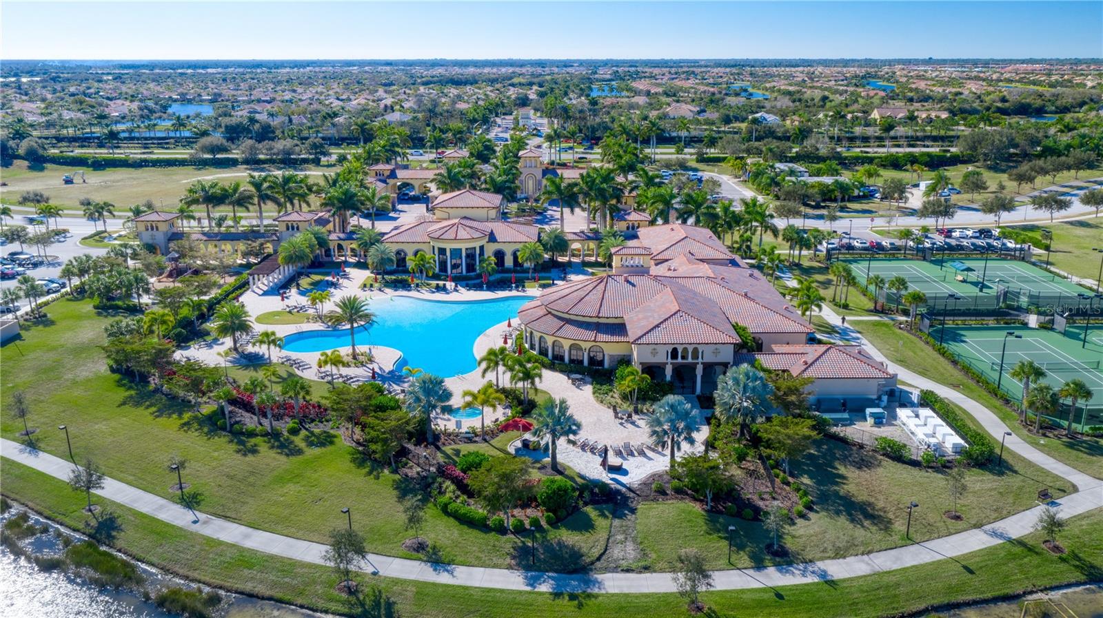 GRAN PARADISO PH 1 - Residential