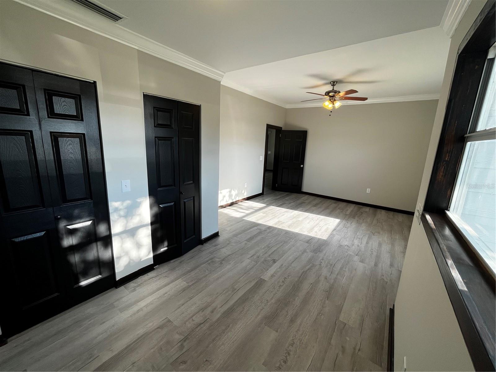 LESLEYS - Residential