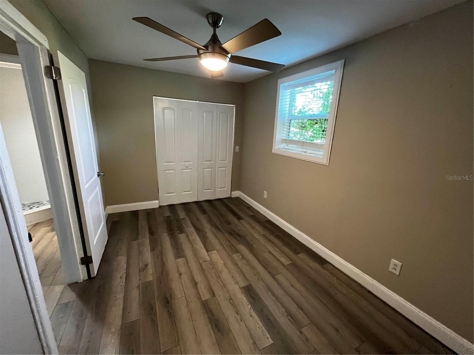 LESLEYS - Residential