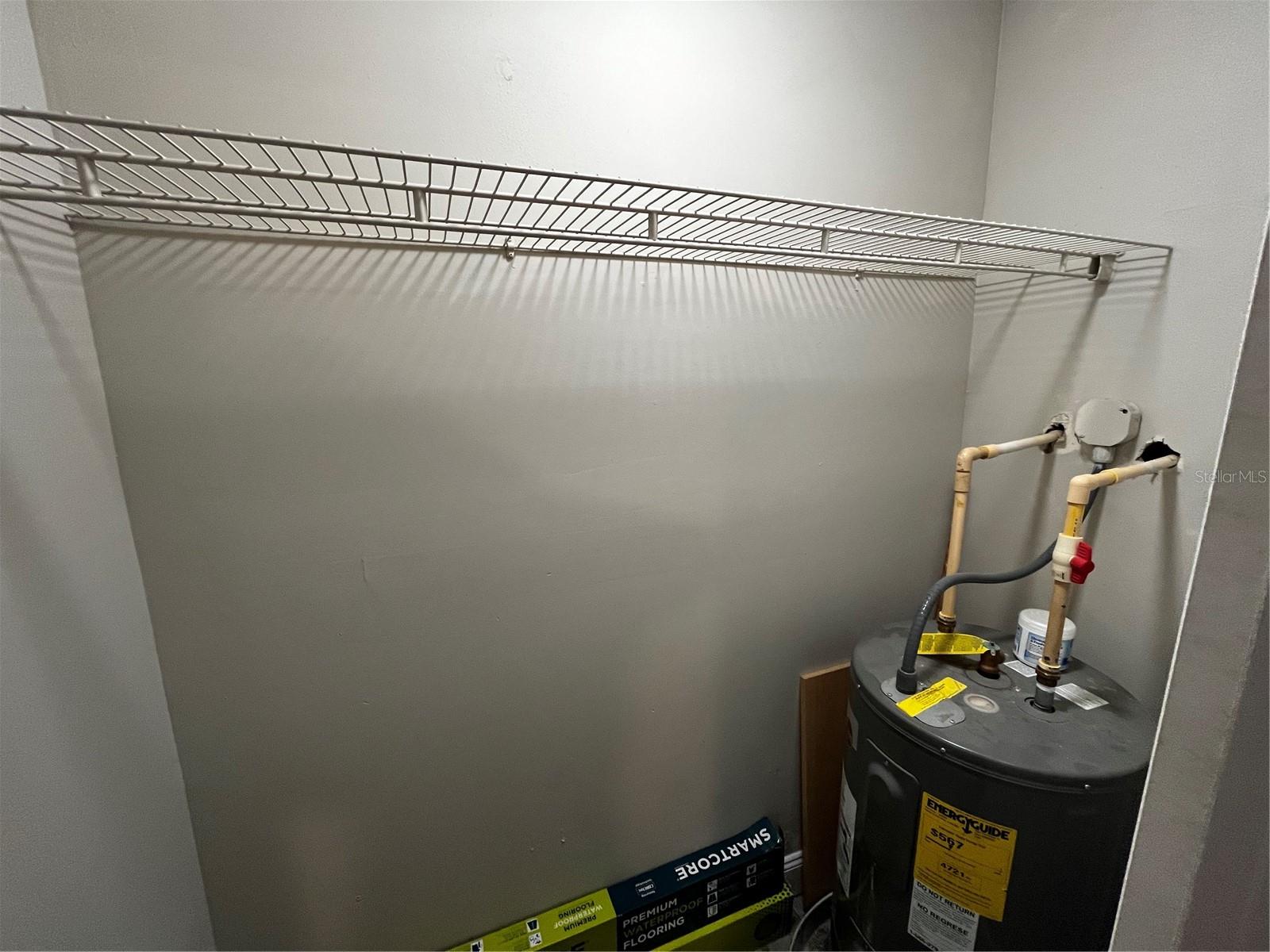 LESLEYS - Residential