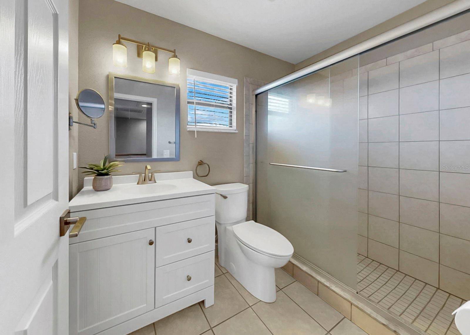 YARDARM CONDO PH I - Residential