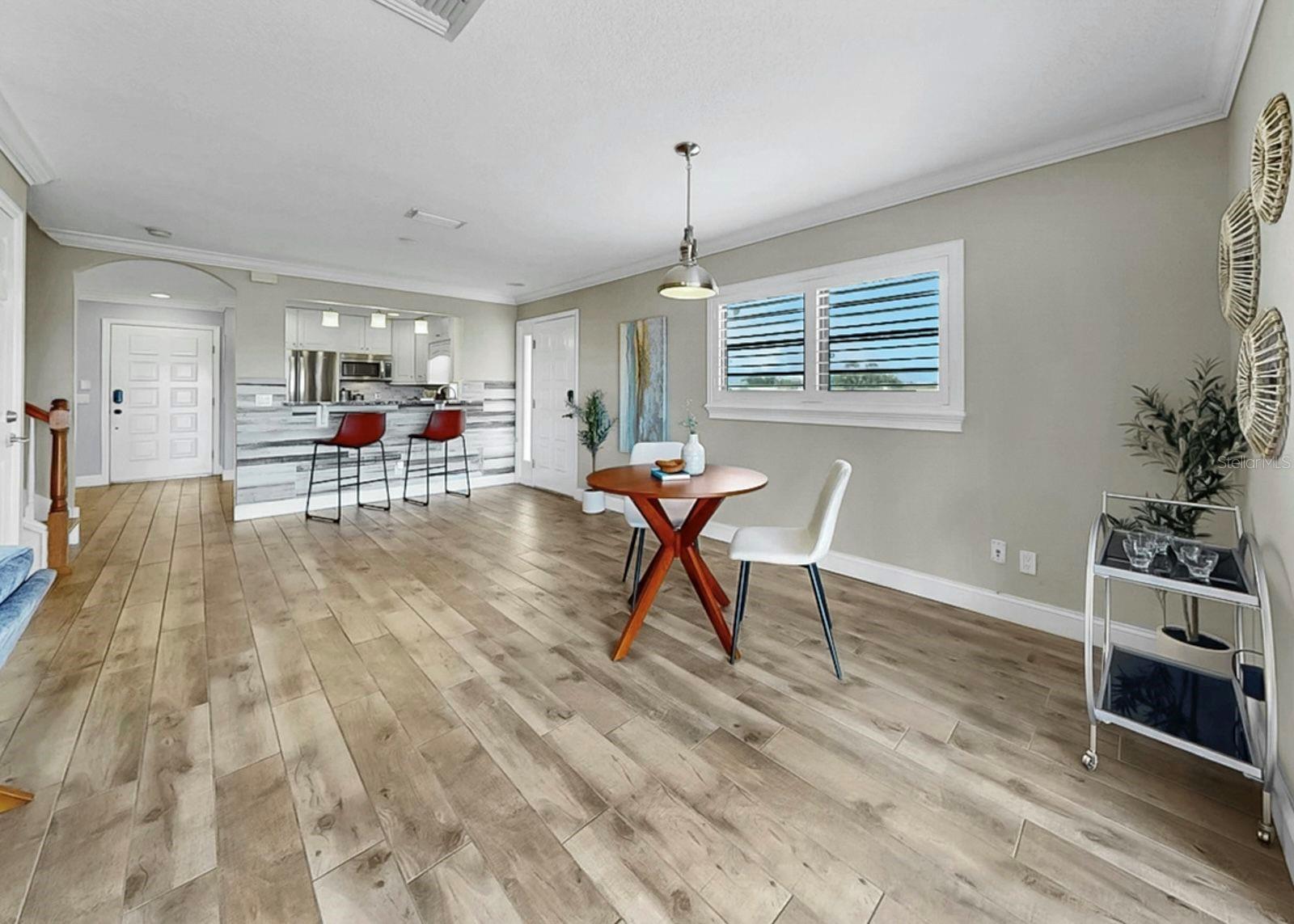 YARDARM CONDO PH I - Residential