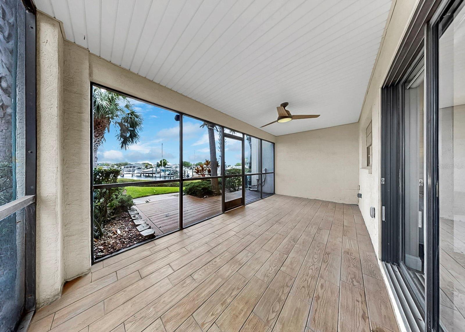 YARDARM CONDO PH I - Residential