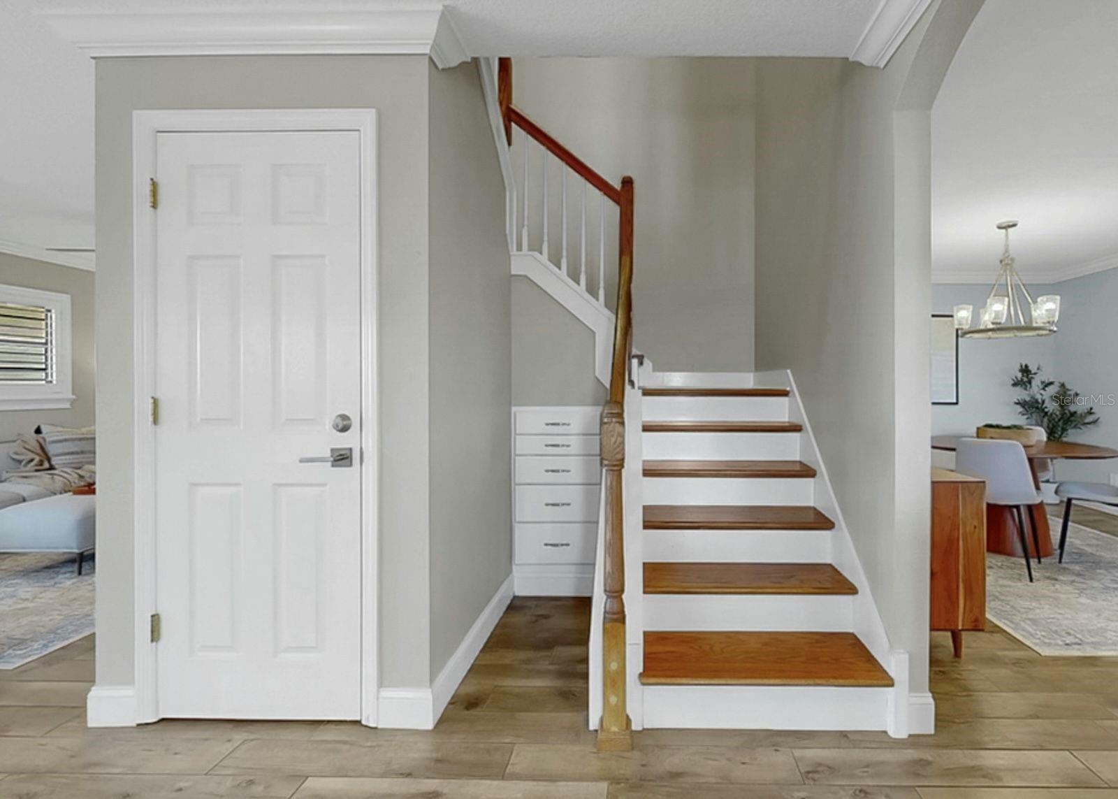 YARDARM CONDO PH I - Residential