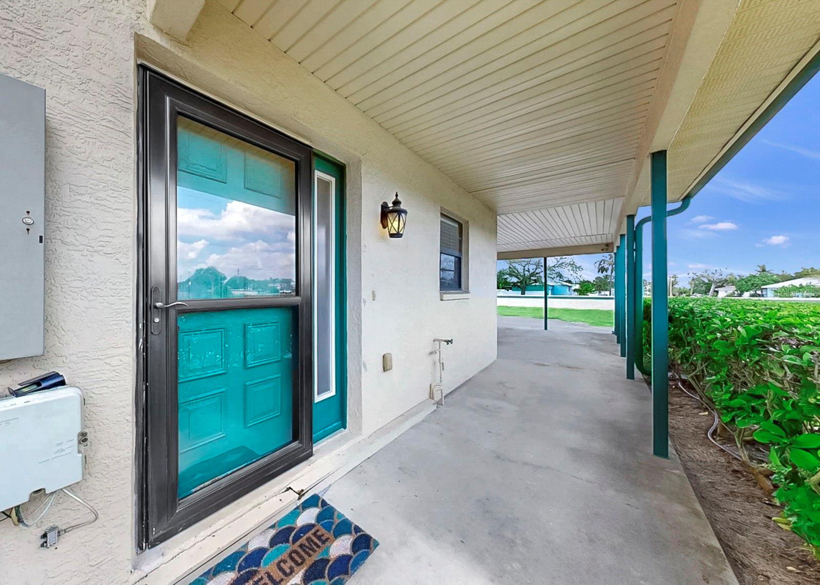 YARDARM CONDO PH I - Residential