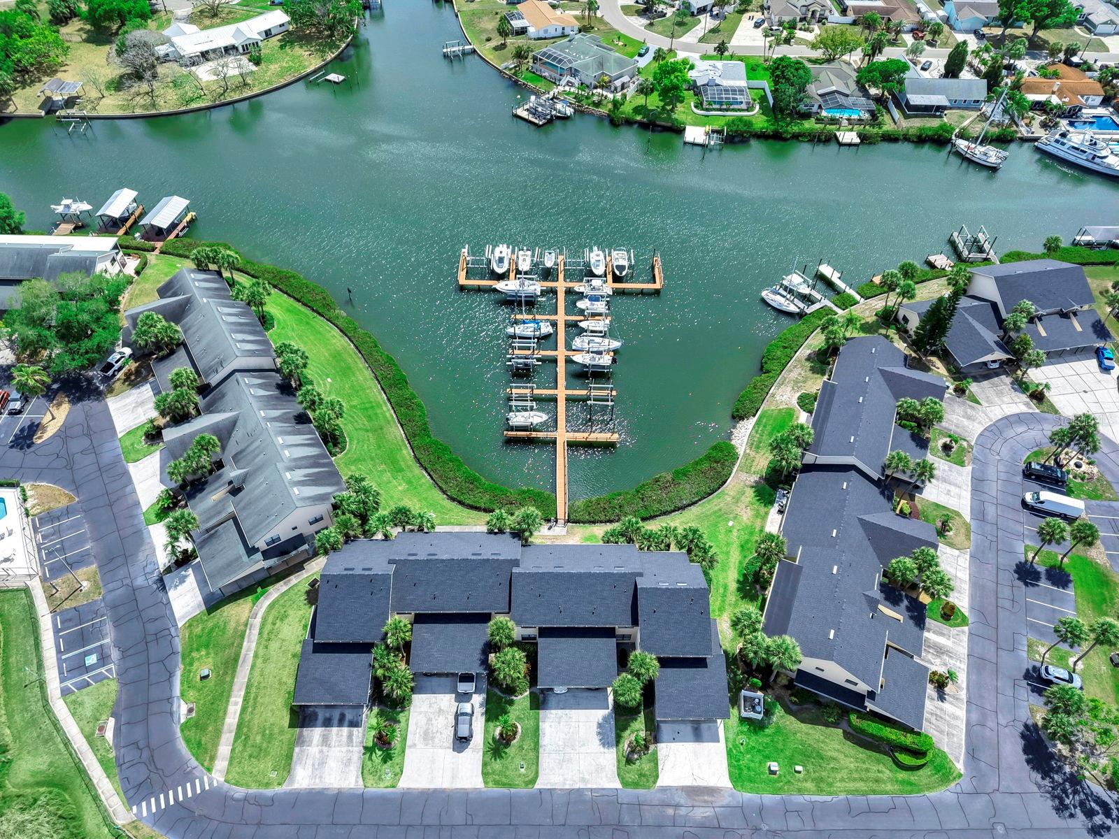 YARDARM CONDO PH I - Residential