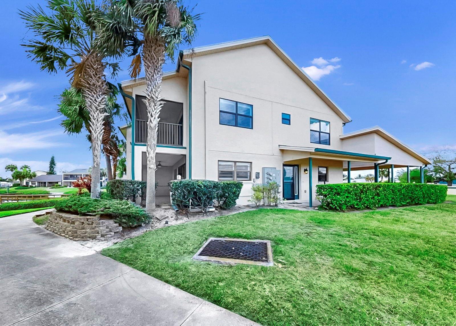 YARDARM CONDO PH I - Residential