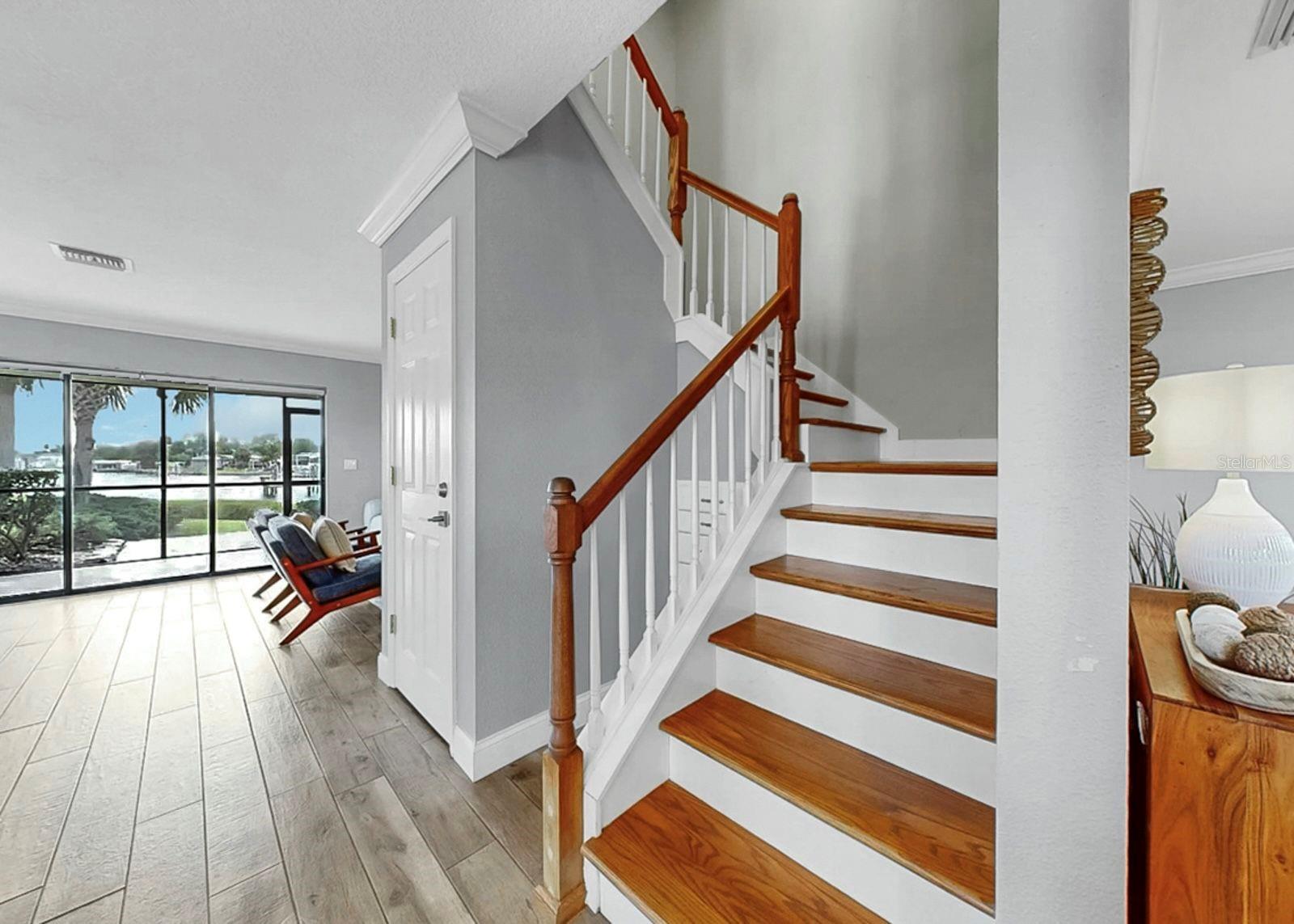 YARDARM CONDO PH I - Residential