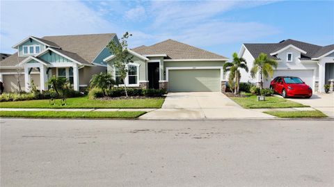 A home in PARRISH