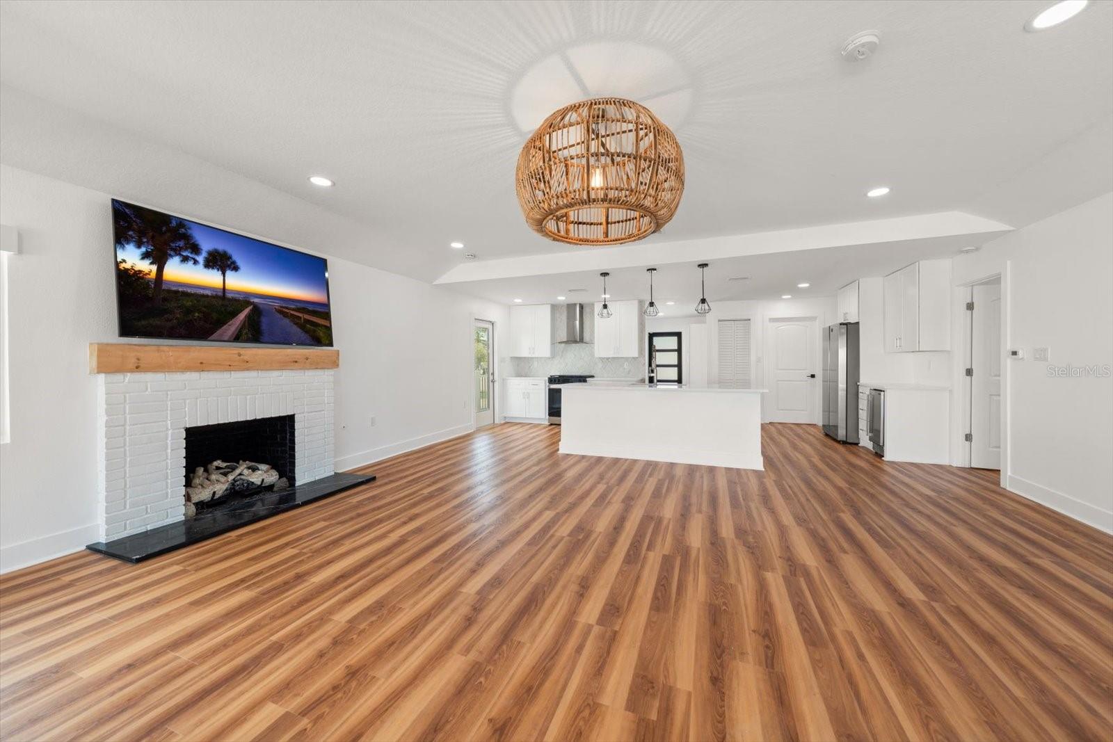 MANDALAY SUB - Residential