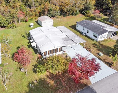 A home in DEBARY