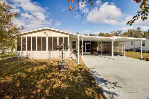 A home in DEBARY