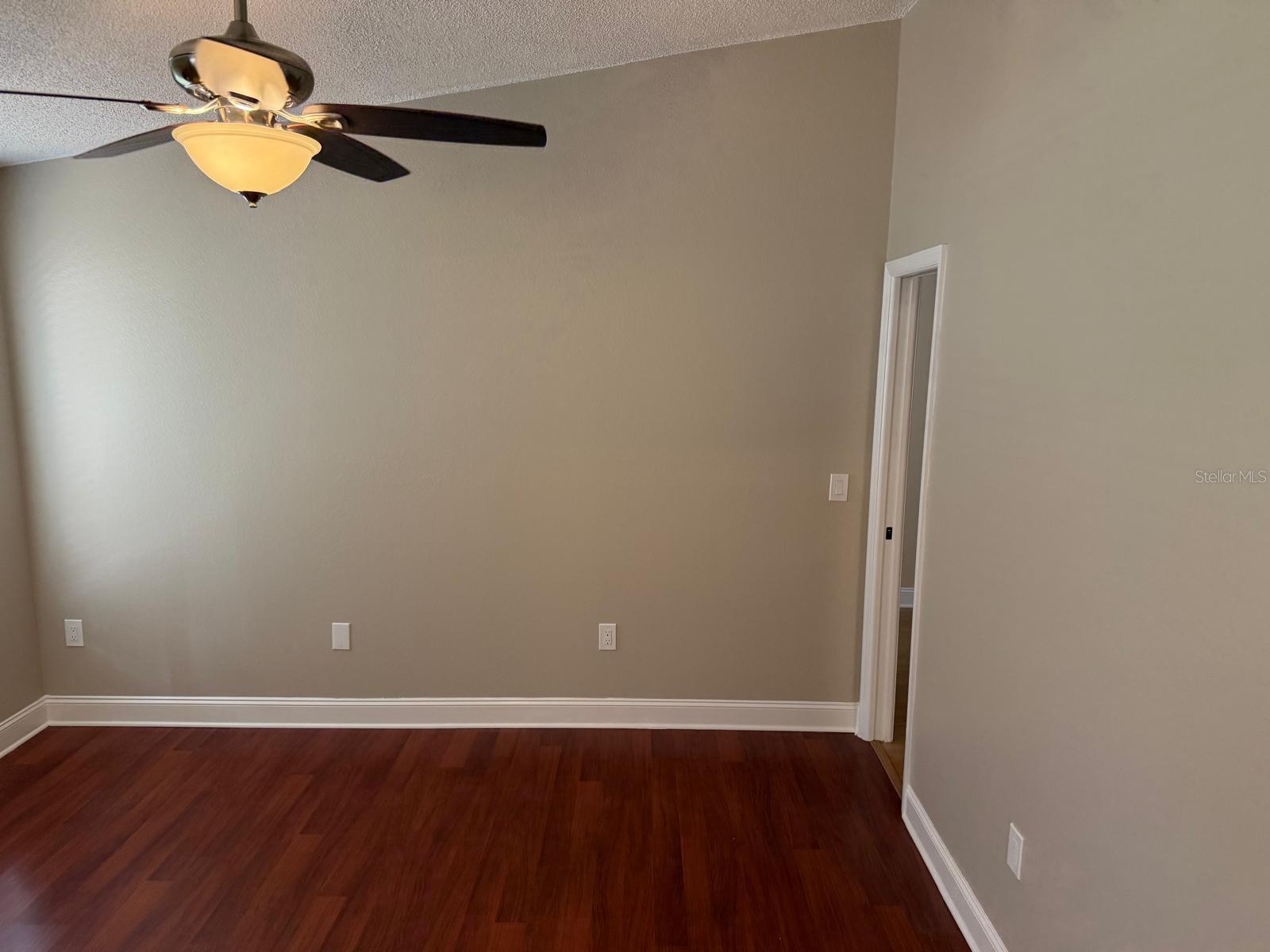 GULF GATE EAST - Residential Lease