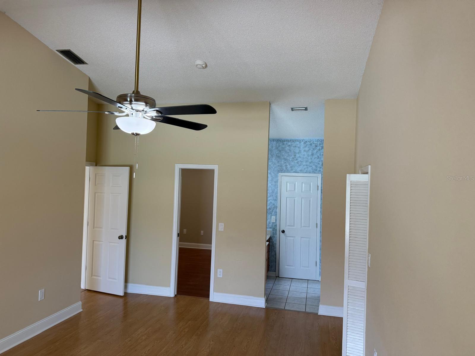 GULF GATE EAST - Residential Lease