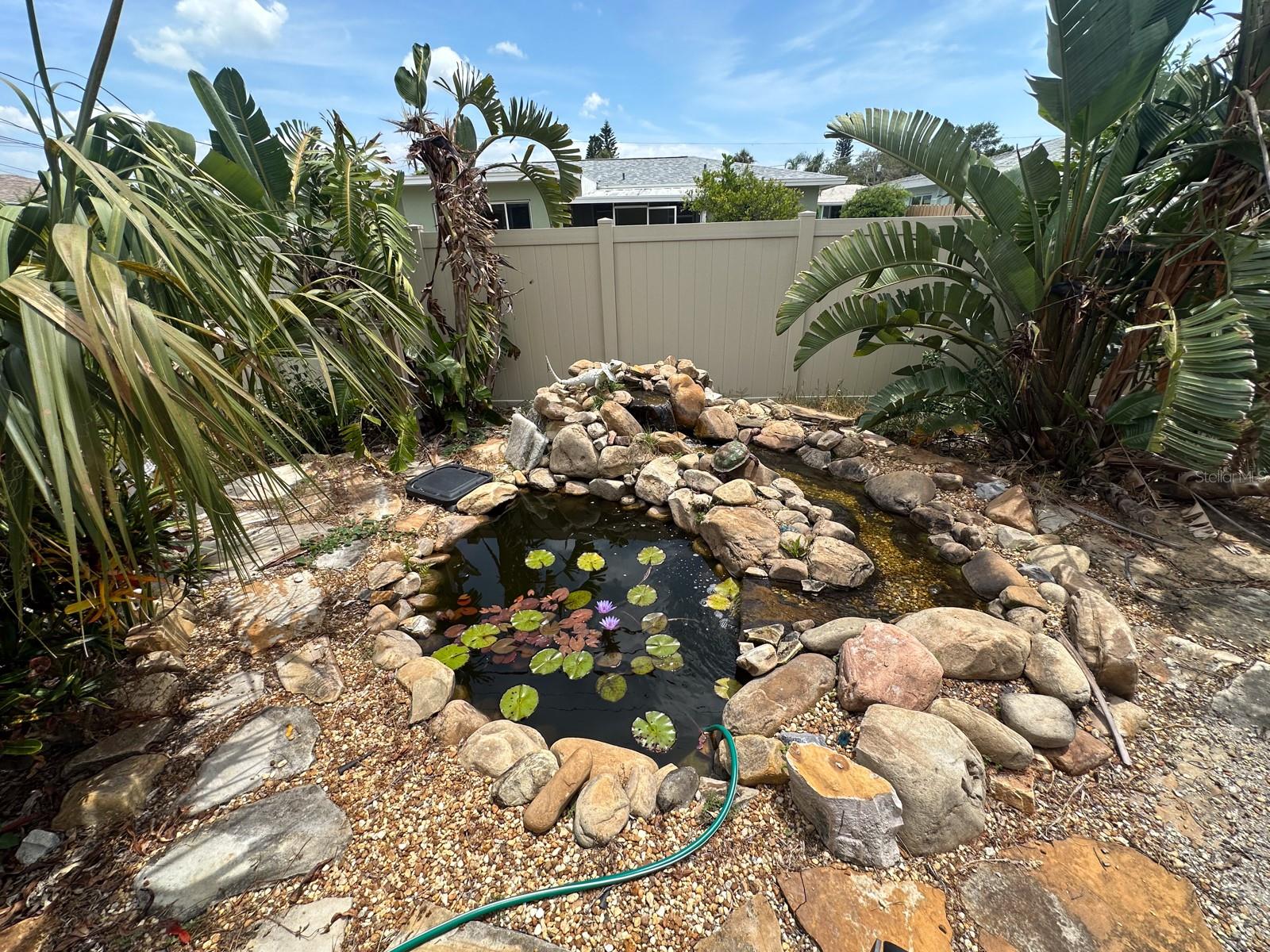 1559 SAN ROY DRIVE