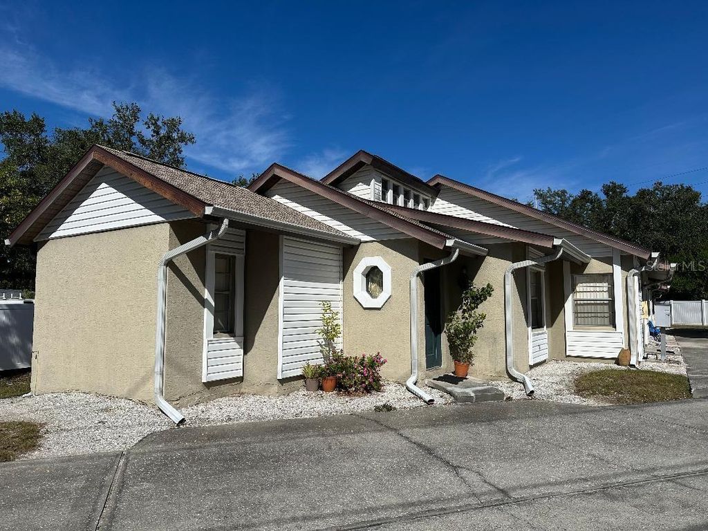 Photo of 744 Mease Plaza, Dunedin, FL 34698 (MLS # TB8447182)