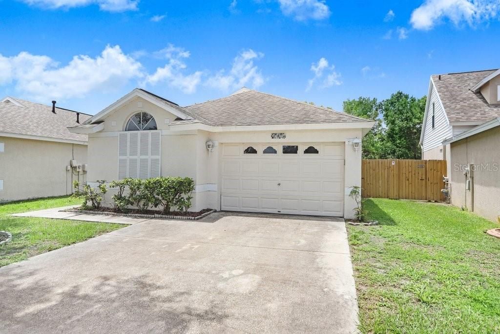Photo of 6801 Summer Cove Drive, Riverview, FL 33578 (MLS # TB8395064)