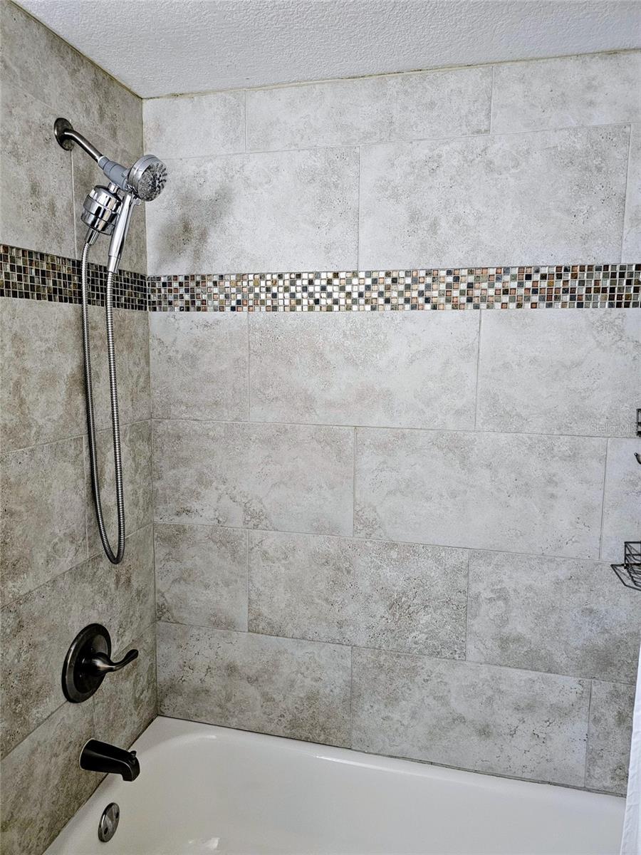 PENINSULA HEIGHTS - Residential