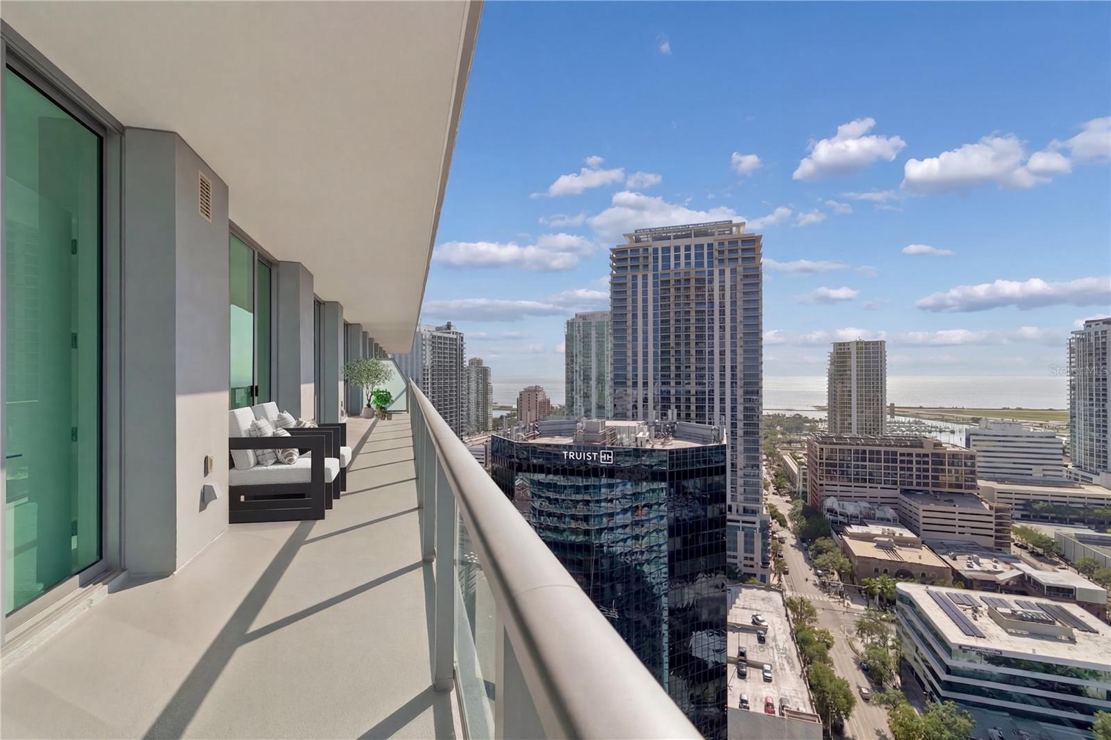 CONDO RESIDENCES AT 400 CENTRAL - Residential