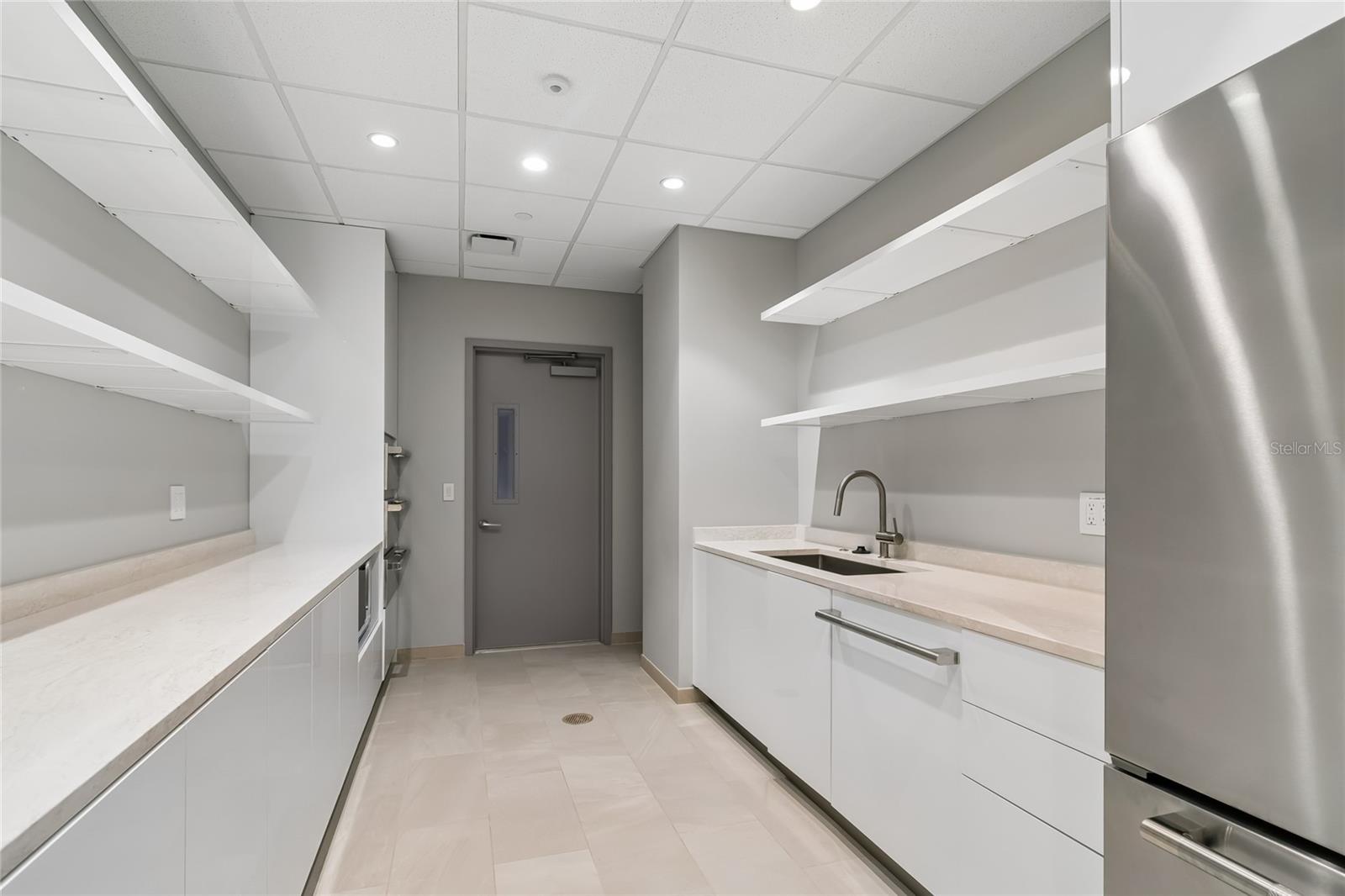 CONDO RESIDENCES AT 400 CENTRAL - Residential