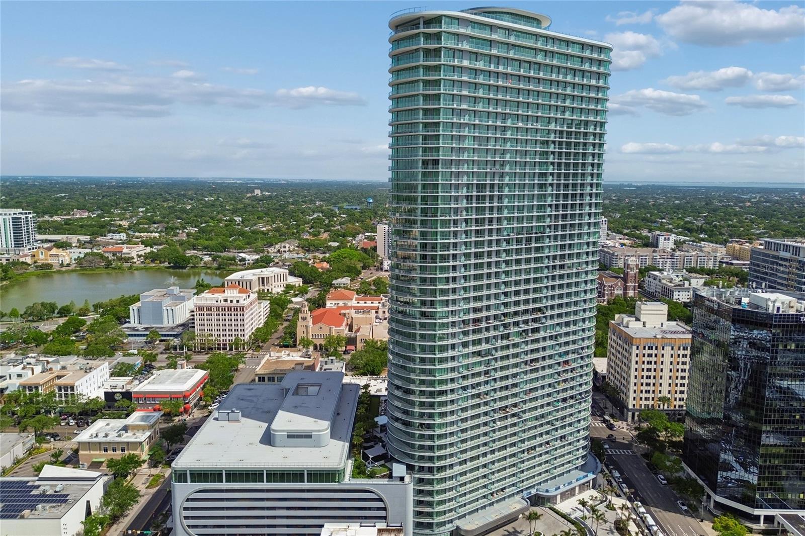 CONDO RESIDENCES AT 400 CENTRAL - Residential