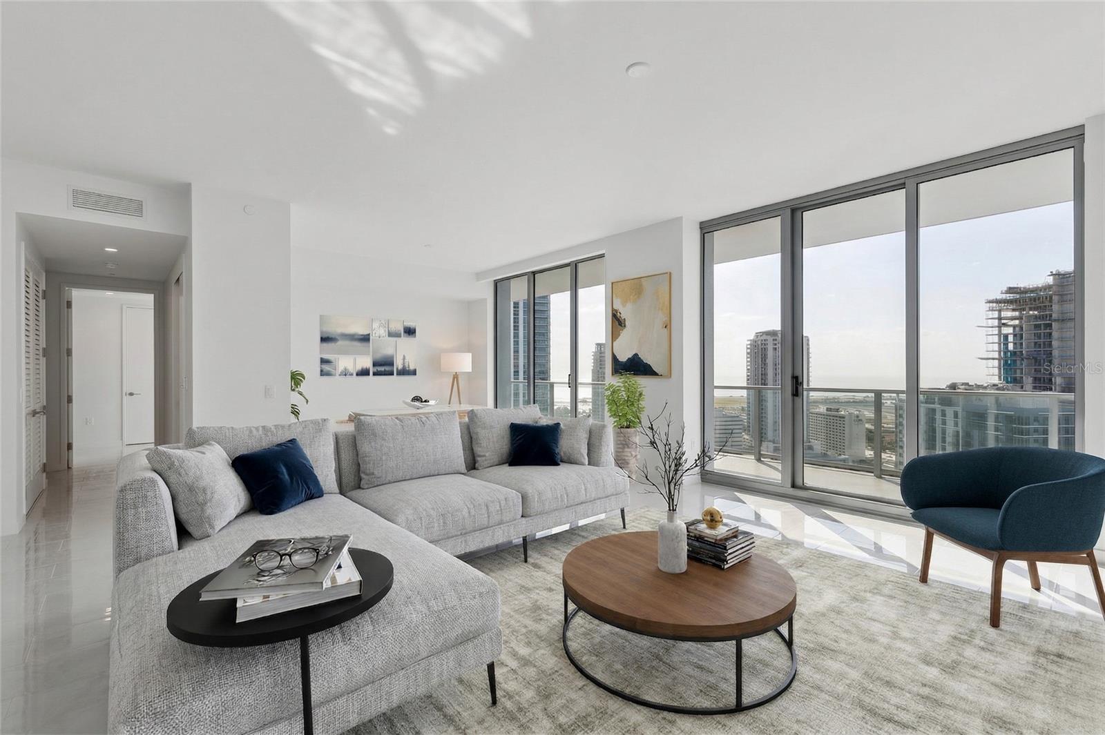 CONDO RESIDENCES AT 400 CENTRAL - Residential