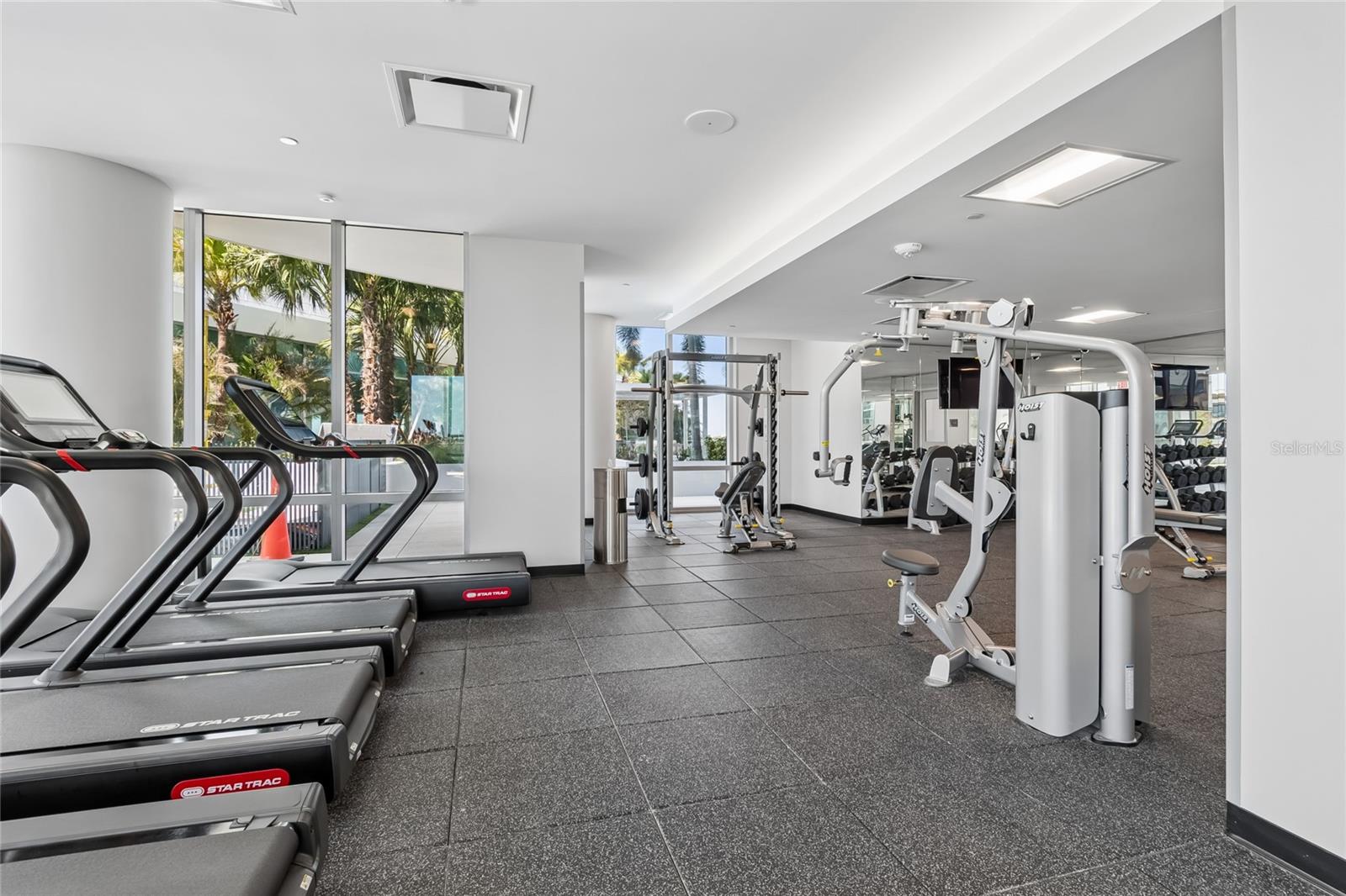 CONDO RESIDENCES AT 400 CENTRAL - Residential