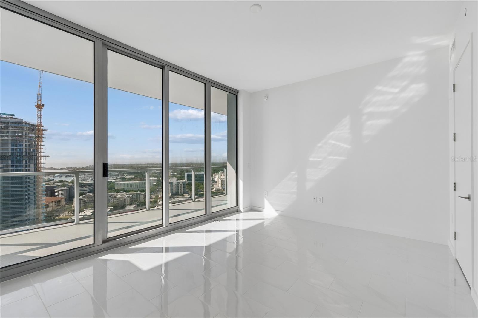 CONDO RESIDENCES AT 400 CENTRAL - Residential