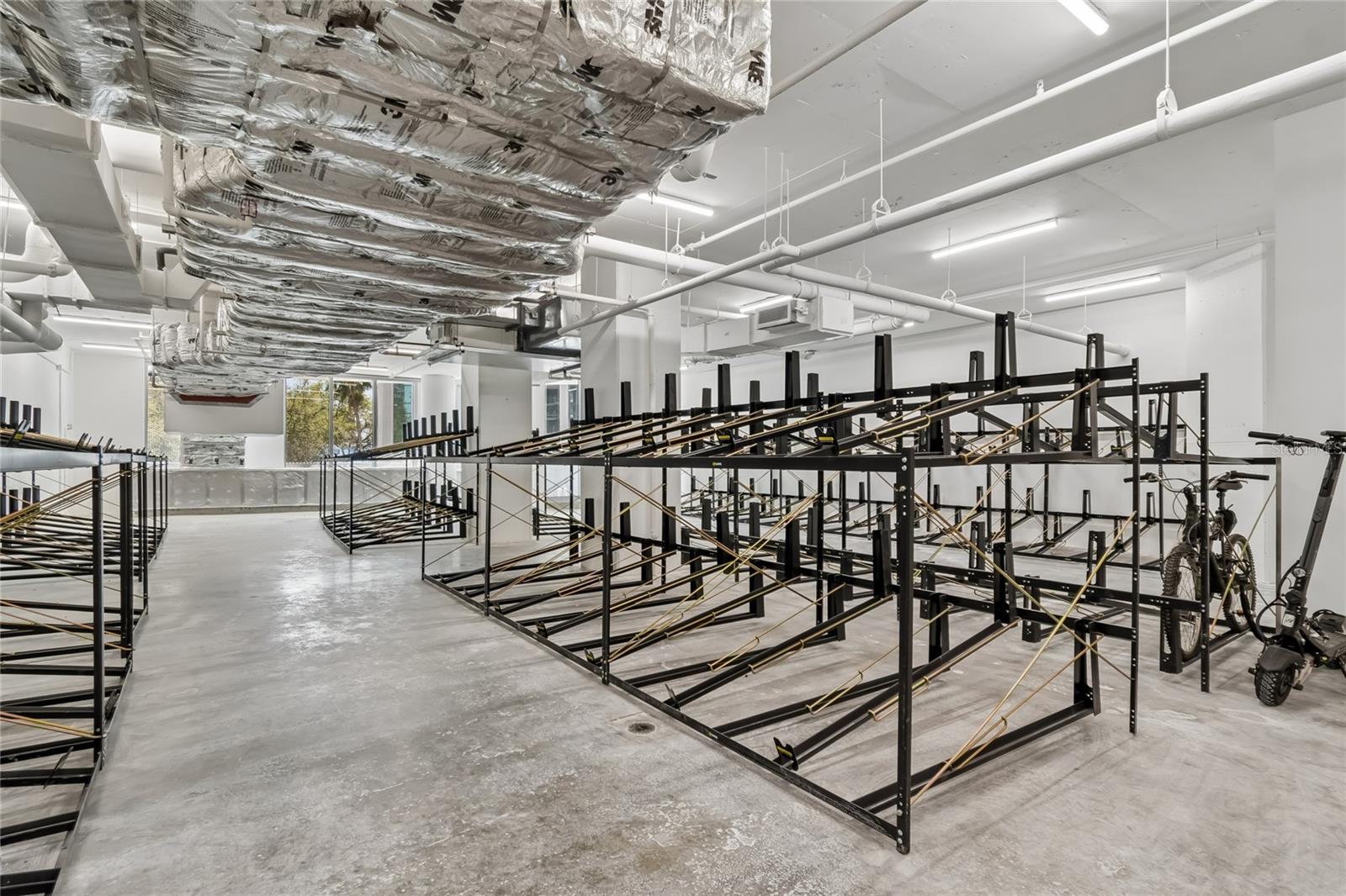 CONDO RESIDENCES AT 400 CENTRAL - Residential