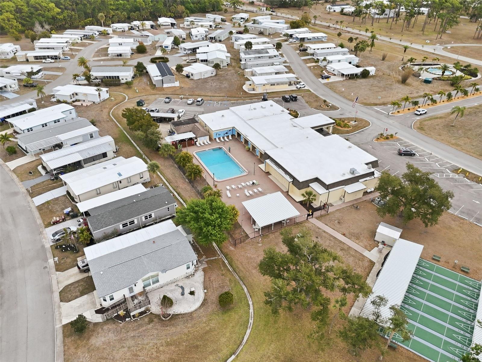 HOLIDAY PARK - Residential