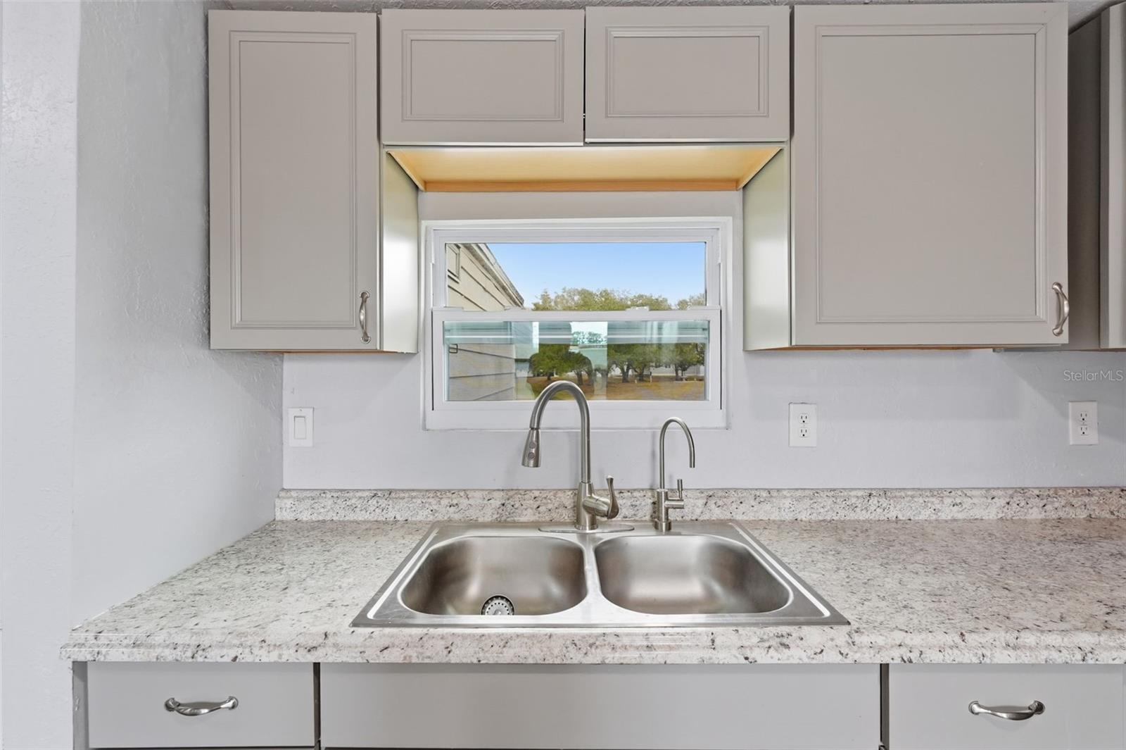 HOLIDAY PARK - Residential