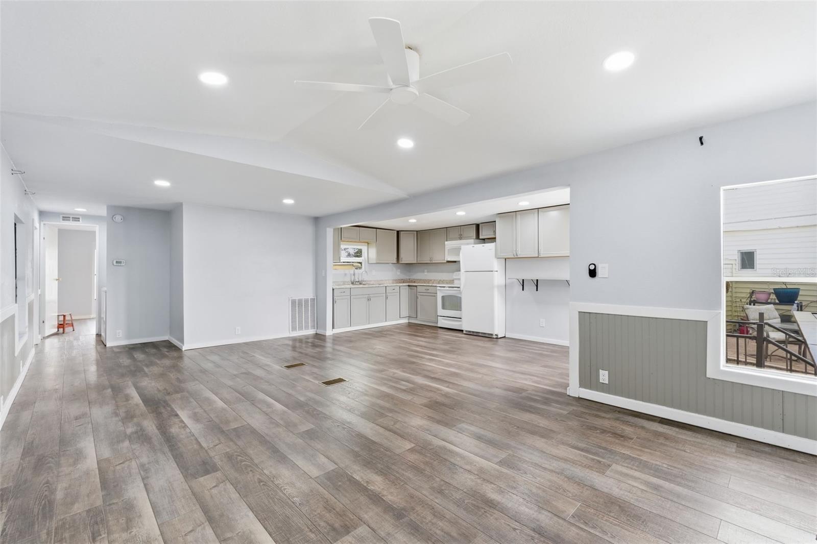 HOLIDAY PARK - Residential