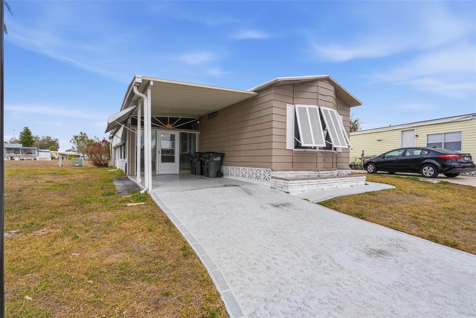 HOLIDAY PARK - Residential