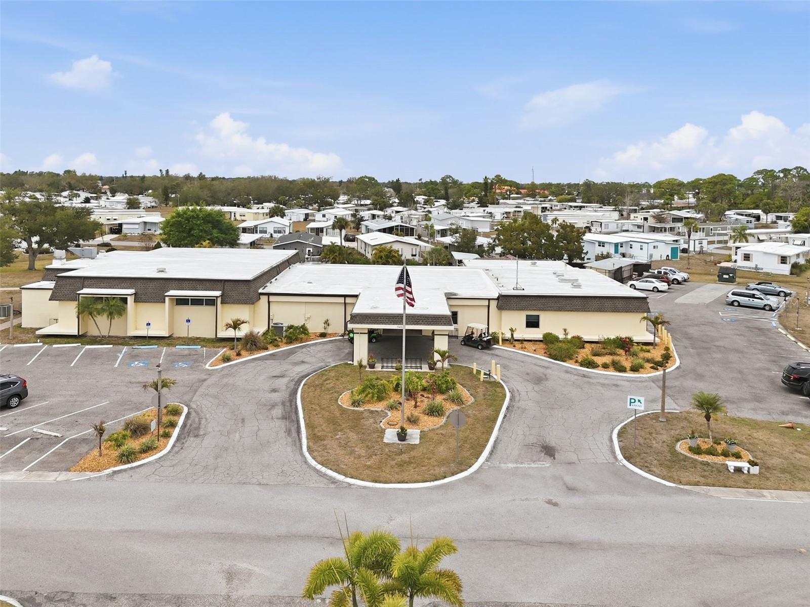 HOLIDAY PARK - Residential