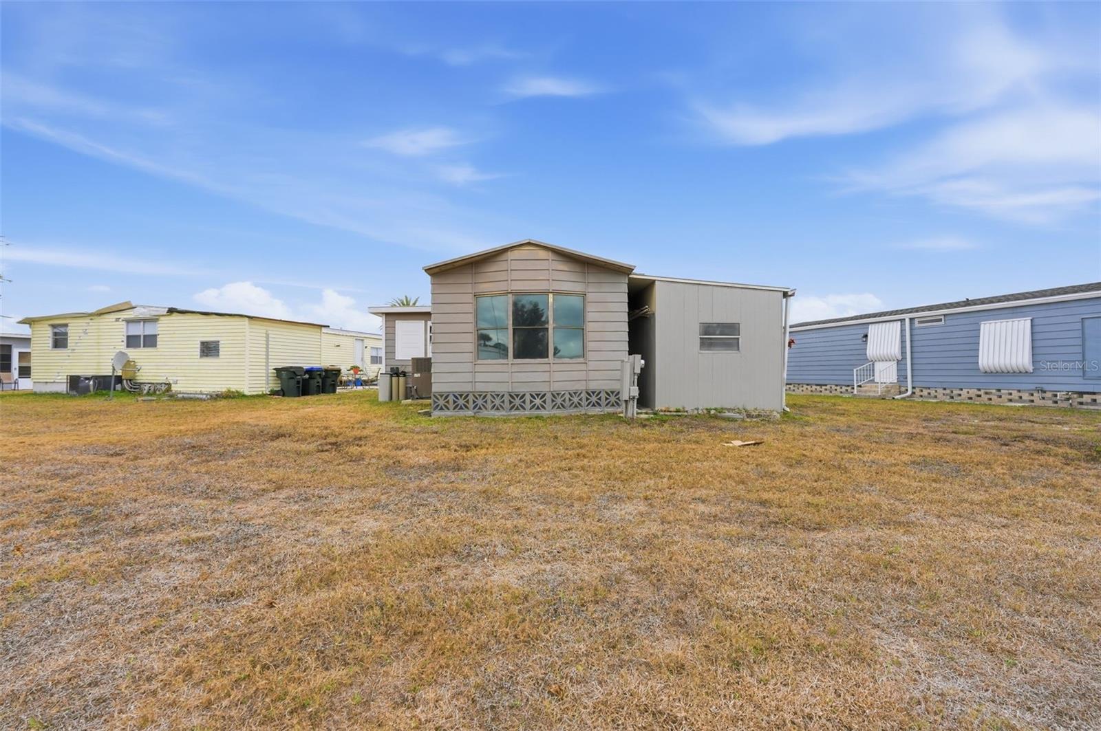 HOLIDAY PARK - Residential