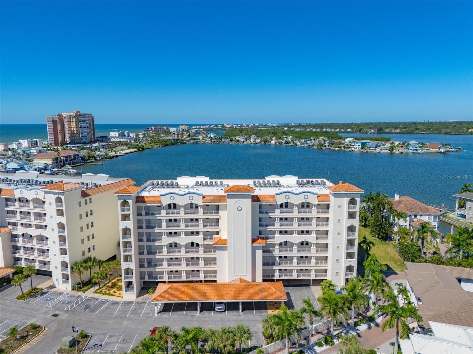 17745 GULF BOULEVARD 702