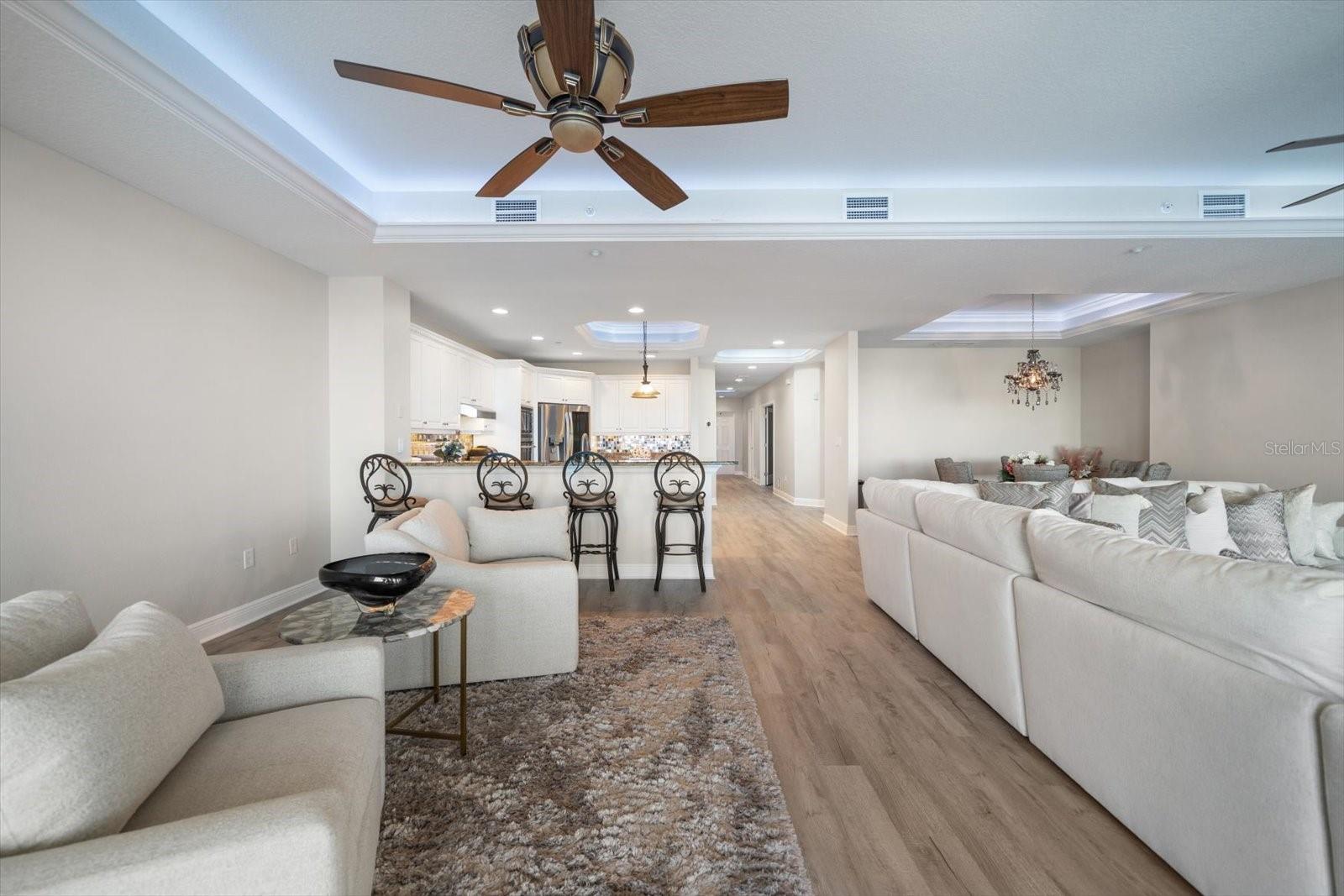 LA BAHIA CONDO - Residential