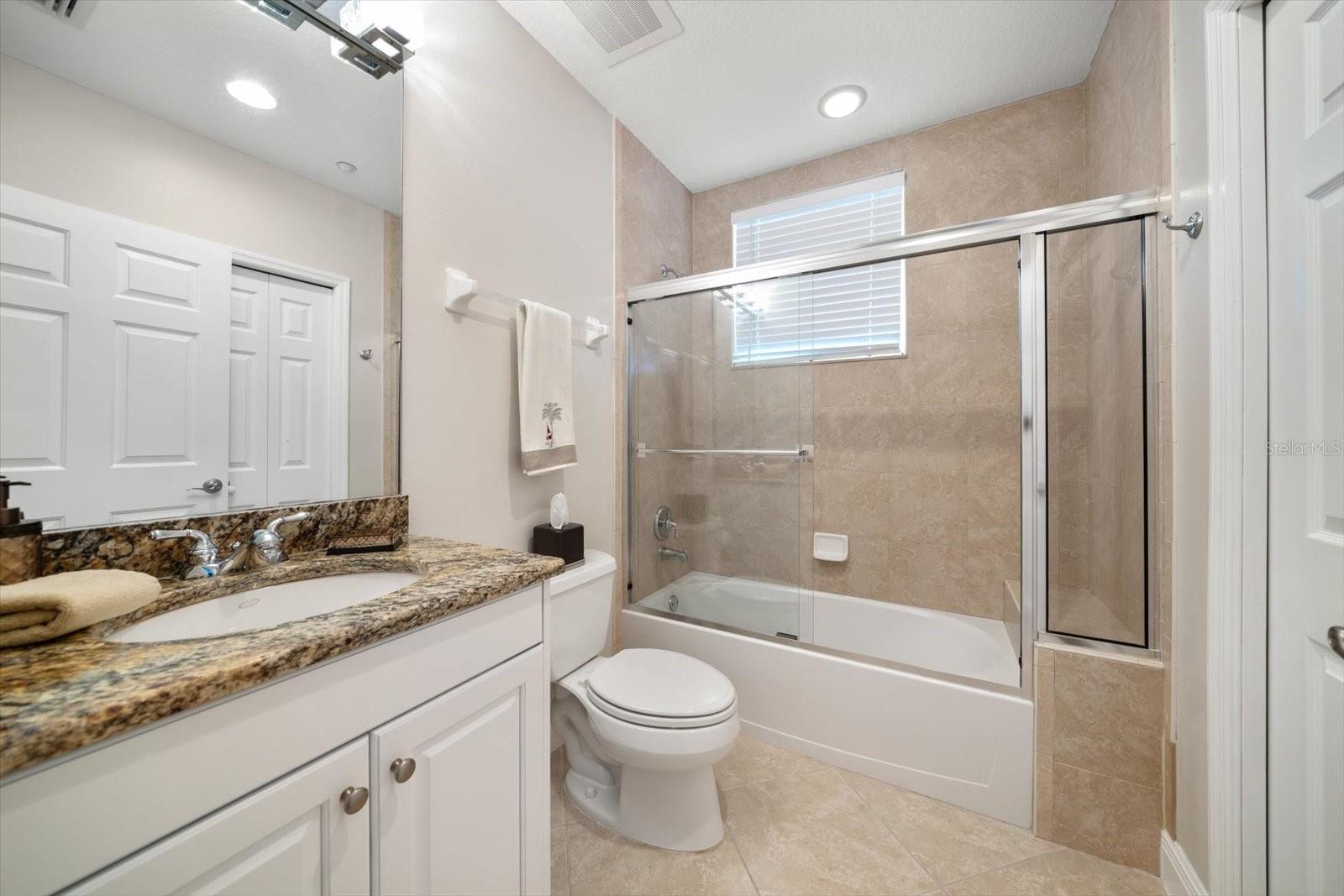 LA BAHIA CONDO - Residential