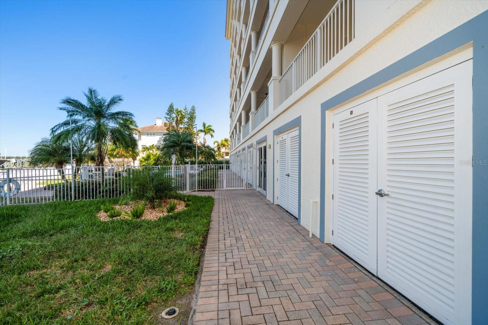 17745 GULF BOULEVARD 702