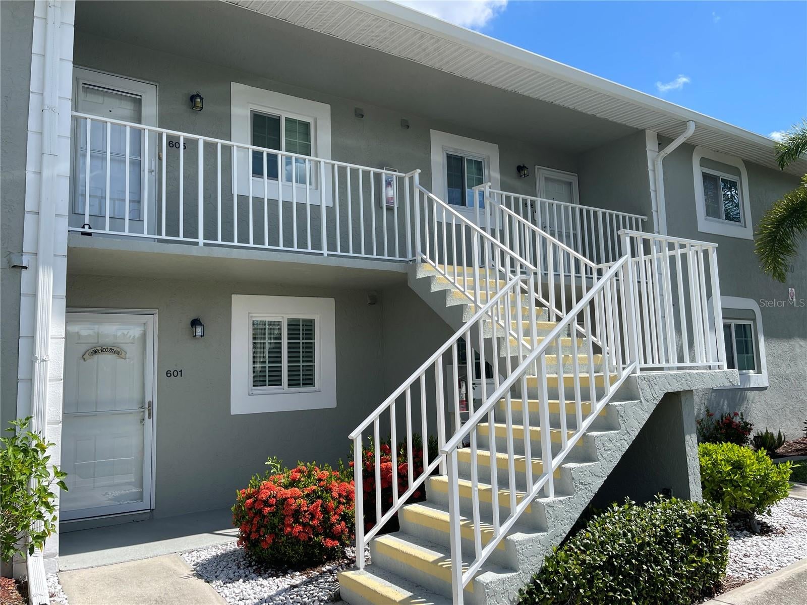 3310 LOVELAND BOULEVARD 606
