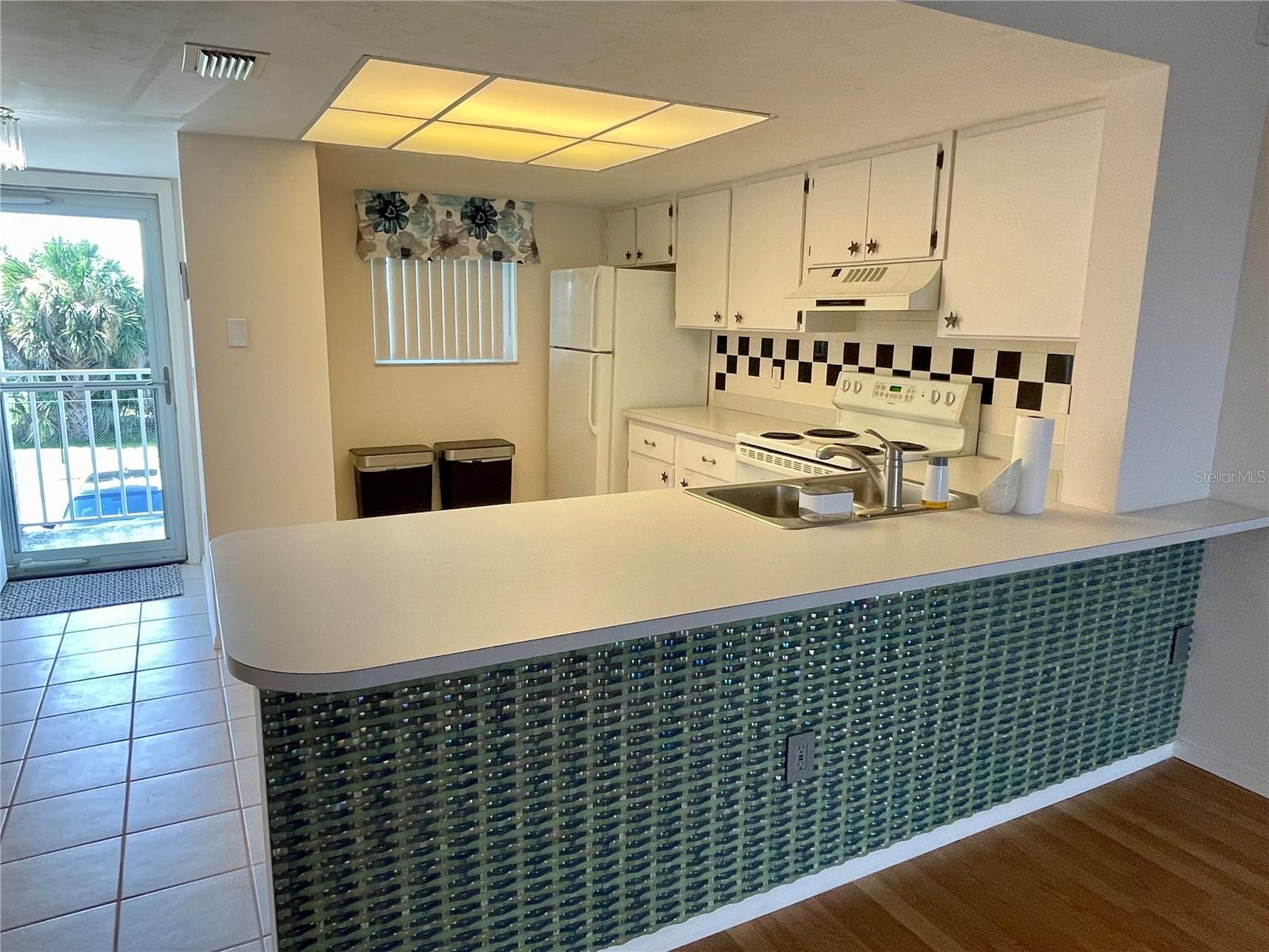 3310 LOVELAND BOULEVARD 606
