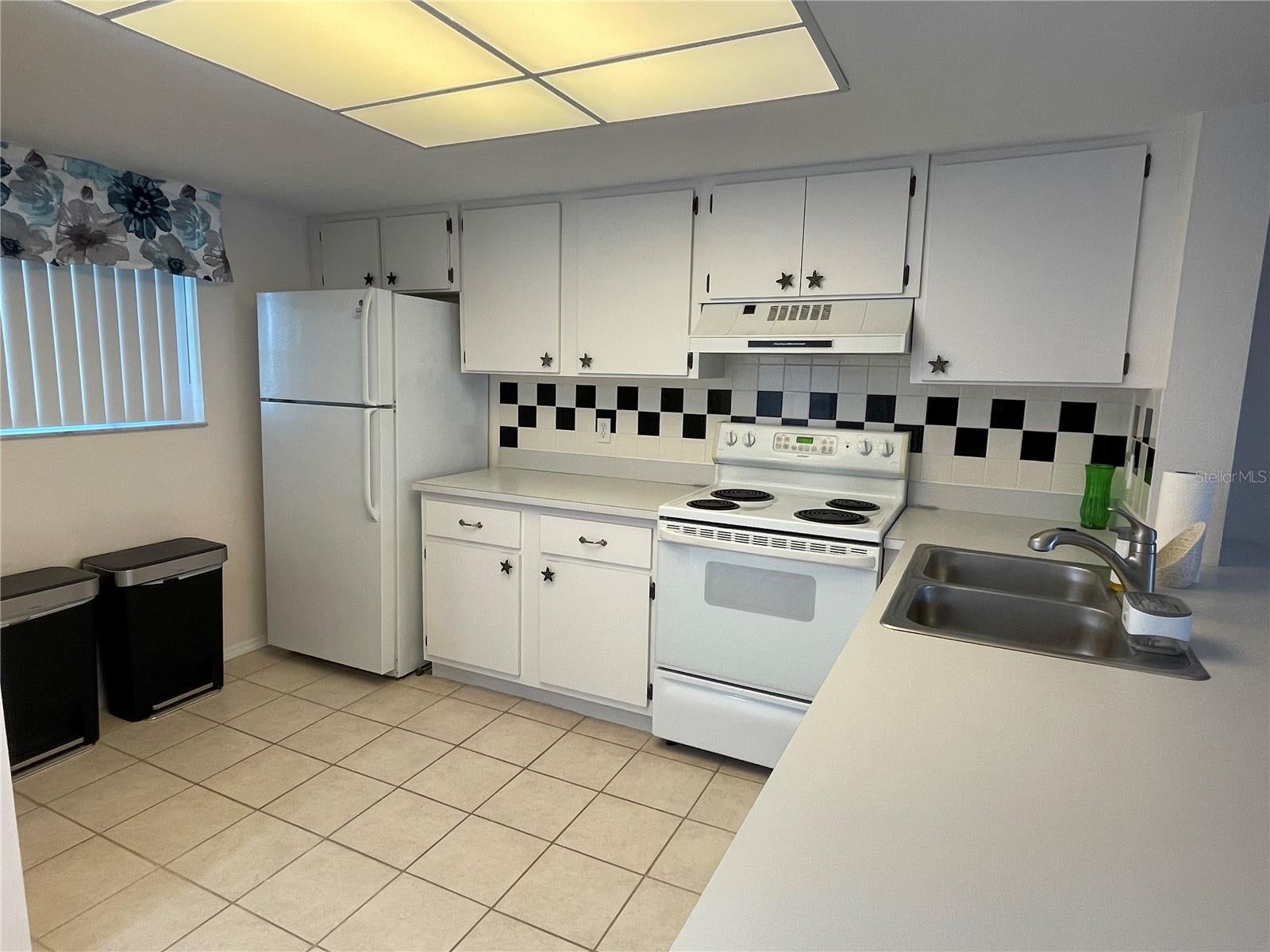 3310 LOVELAND BOULEVARD 606