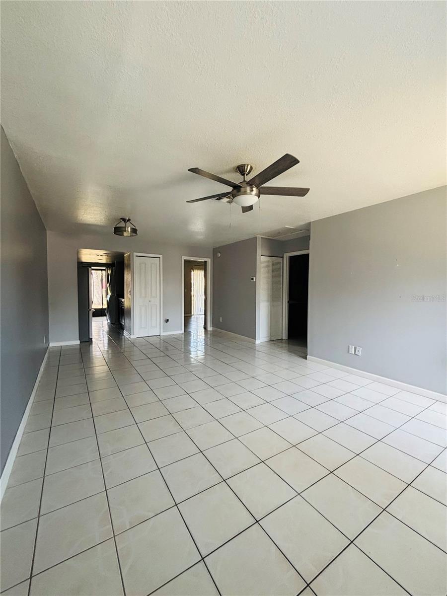 LAS PALMAS VILLAS - Residential