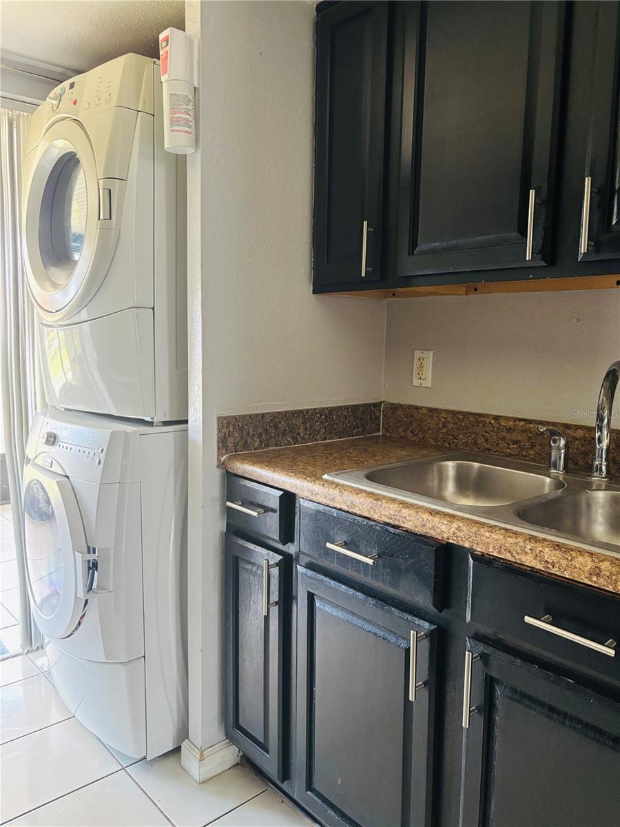 LAS PALMAS VILLAS - Residential