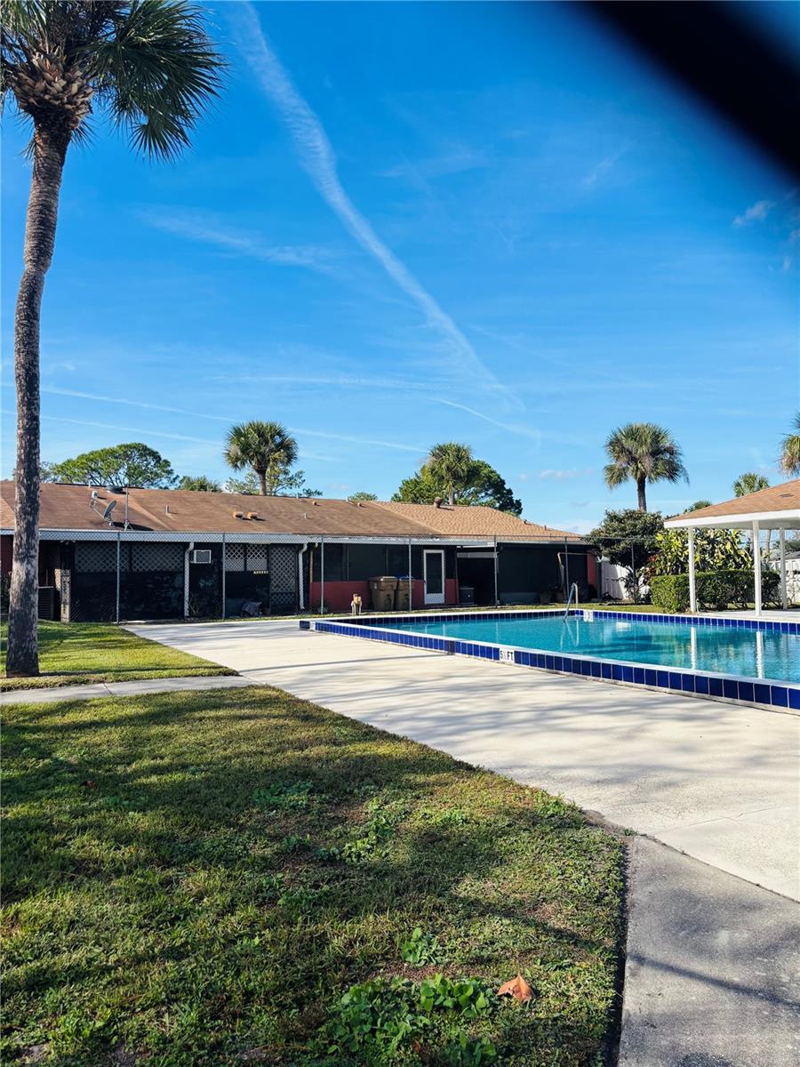 LAS PALMAS VILLAS - Residential