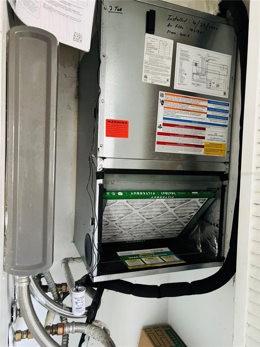 LAS PALMAS VILLAS - Residential