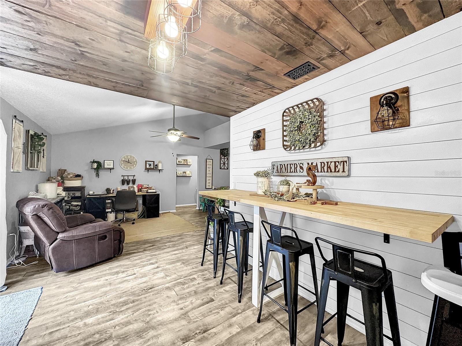 OAKWOOD - Residential