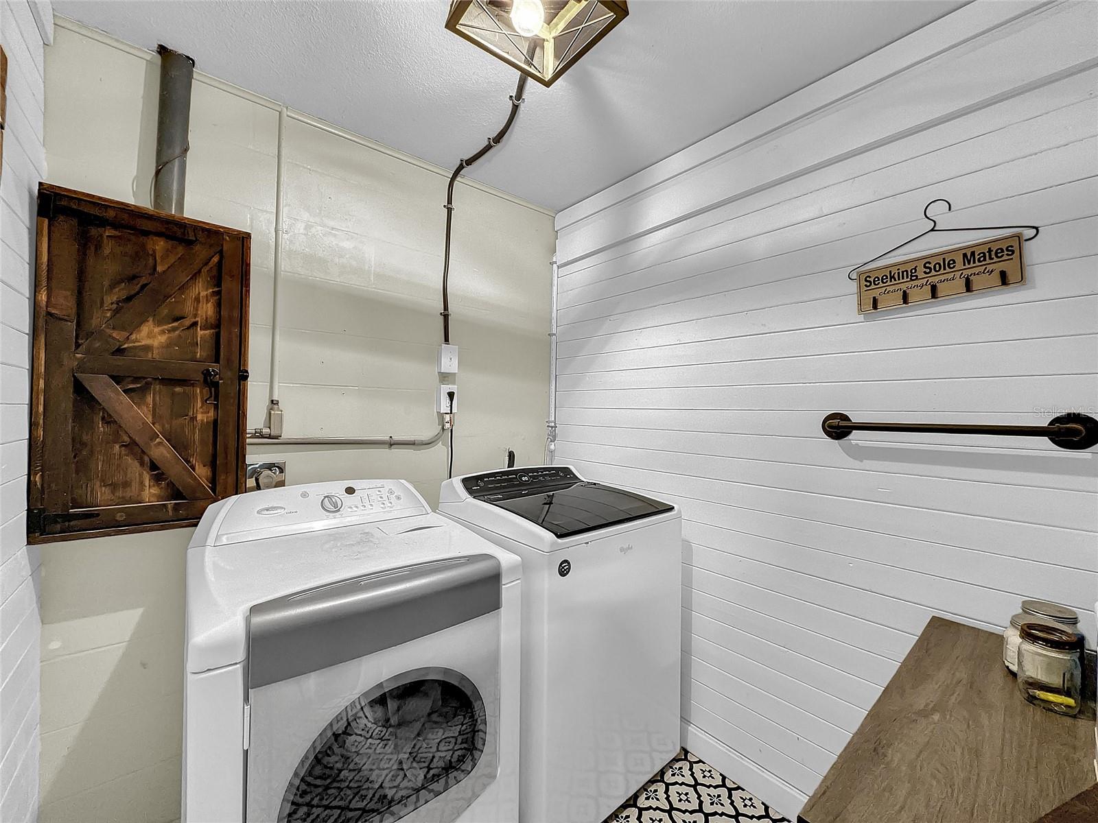 OAKWOOD - Residential