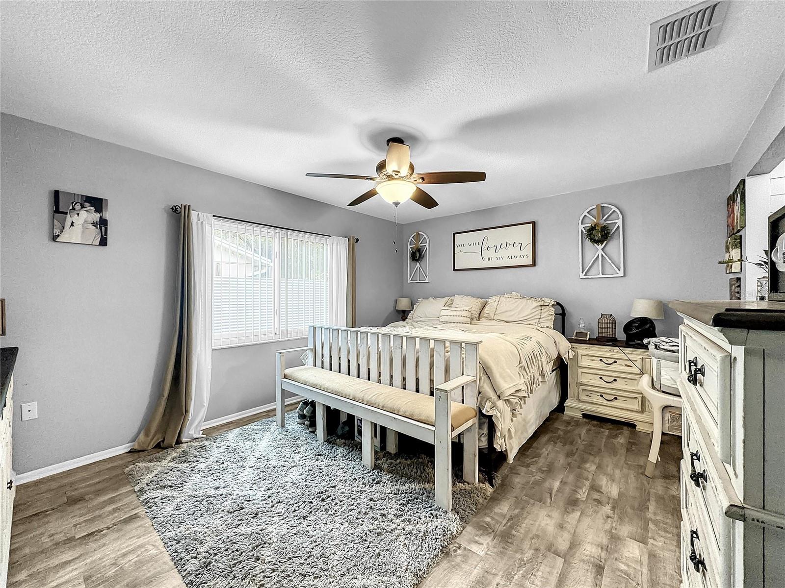 OAKWOOD - Residential