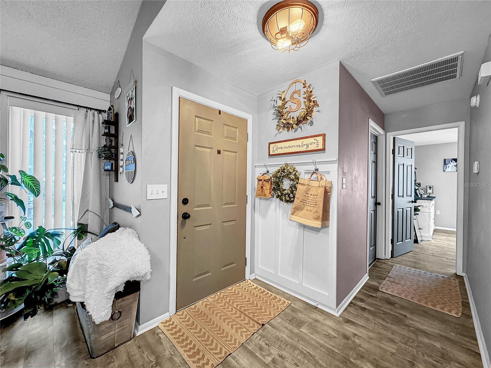 OAKWOOD - Residential